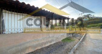 CI 414 - Vendo imóvel com 746 m2, no Centro, com casa e grande potencial também  de construção comercial e ou serviço.